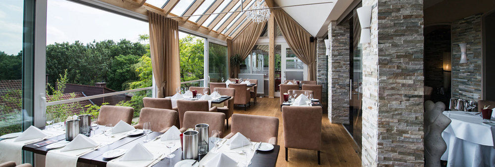 Design-Konferenzhotel & Restaurant Steinernes Schweinchen Kassel Exterior foto